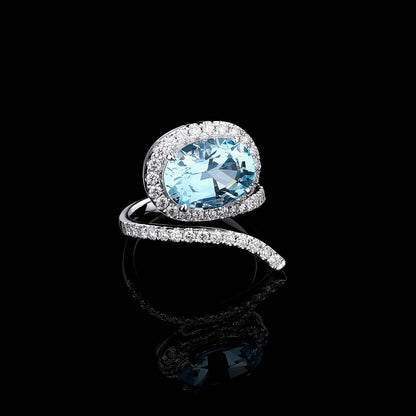 Oval Aquamarine Diamond Ring in 18K White Gold