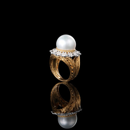 White South Sea Cultured Pearl Diamond Ring in 18K Yellow Gold