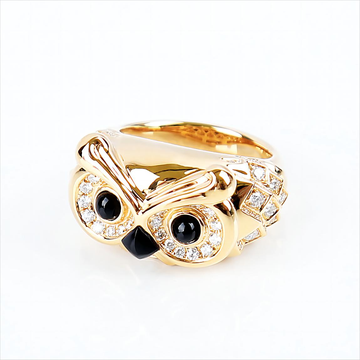 Lucky Owl Black Agate Diamond Ring in 18K Yellow Gold